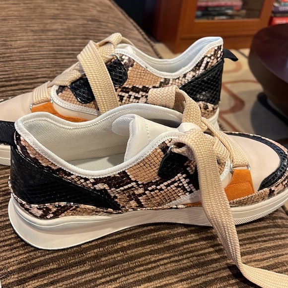 Coconuts Shindig Snake Print Casual Sneaker - Picture 6 of 14